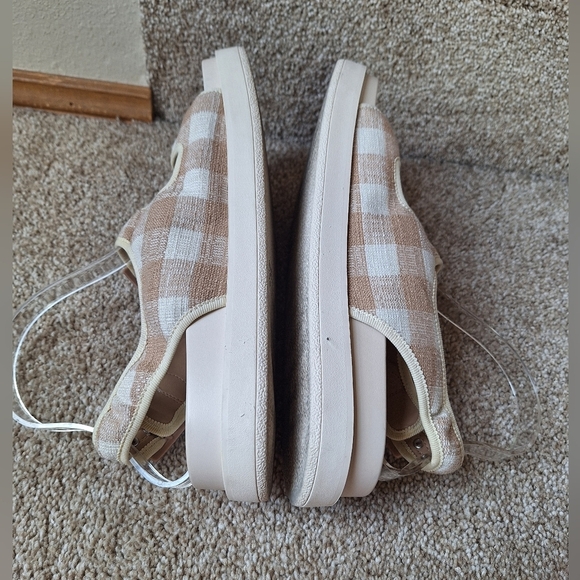 Charles And Keith Womens Tan/Cream Gingham Platform Buckle Sandals Size 41 (11) - Picture 8 of 10